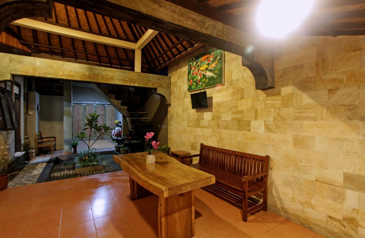 Sari House Ubud - Balinese Style Homestay Extérieur photo