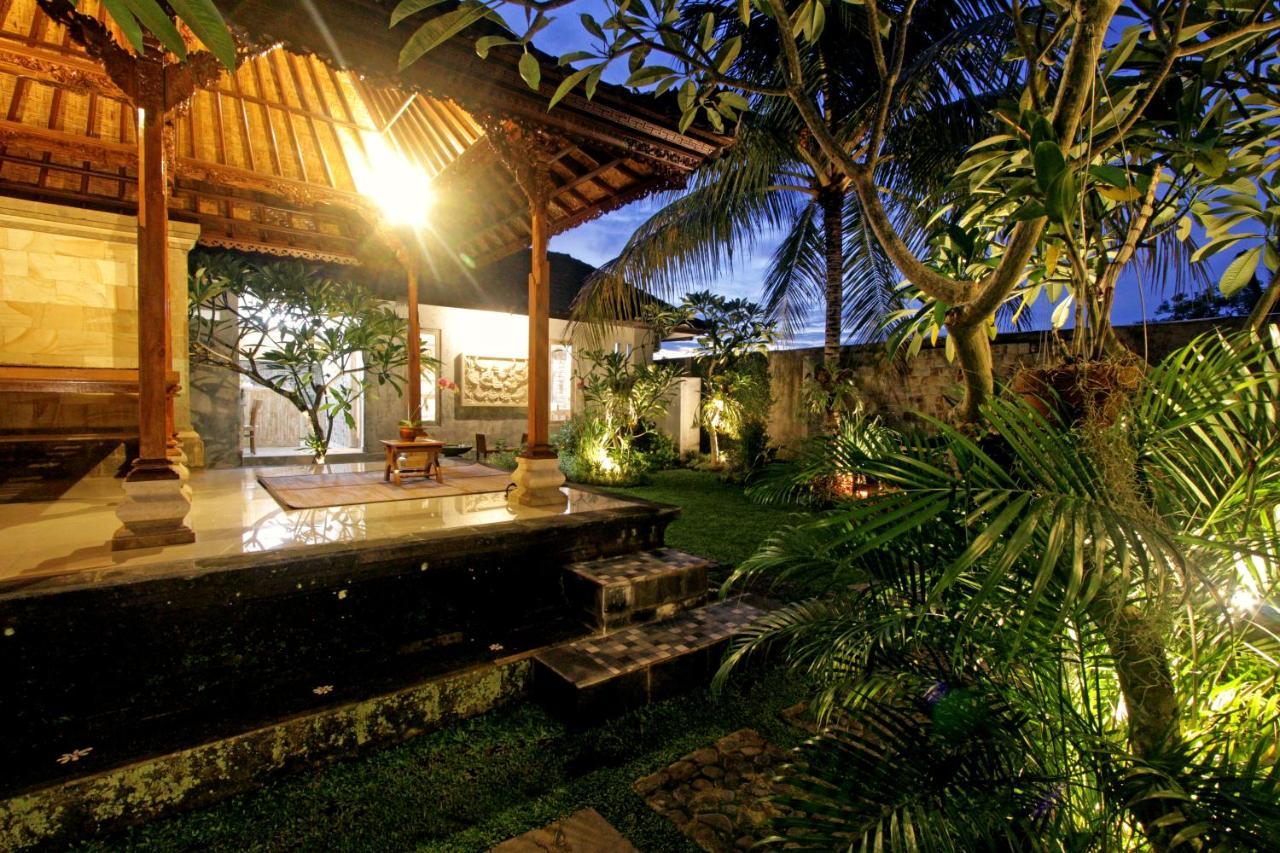 Sari House Ubud - Balinese Style Homestay Extérieur photo