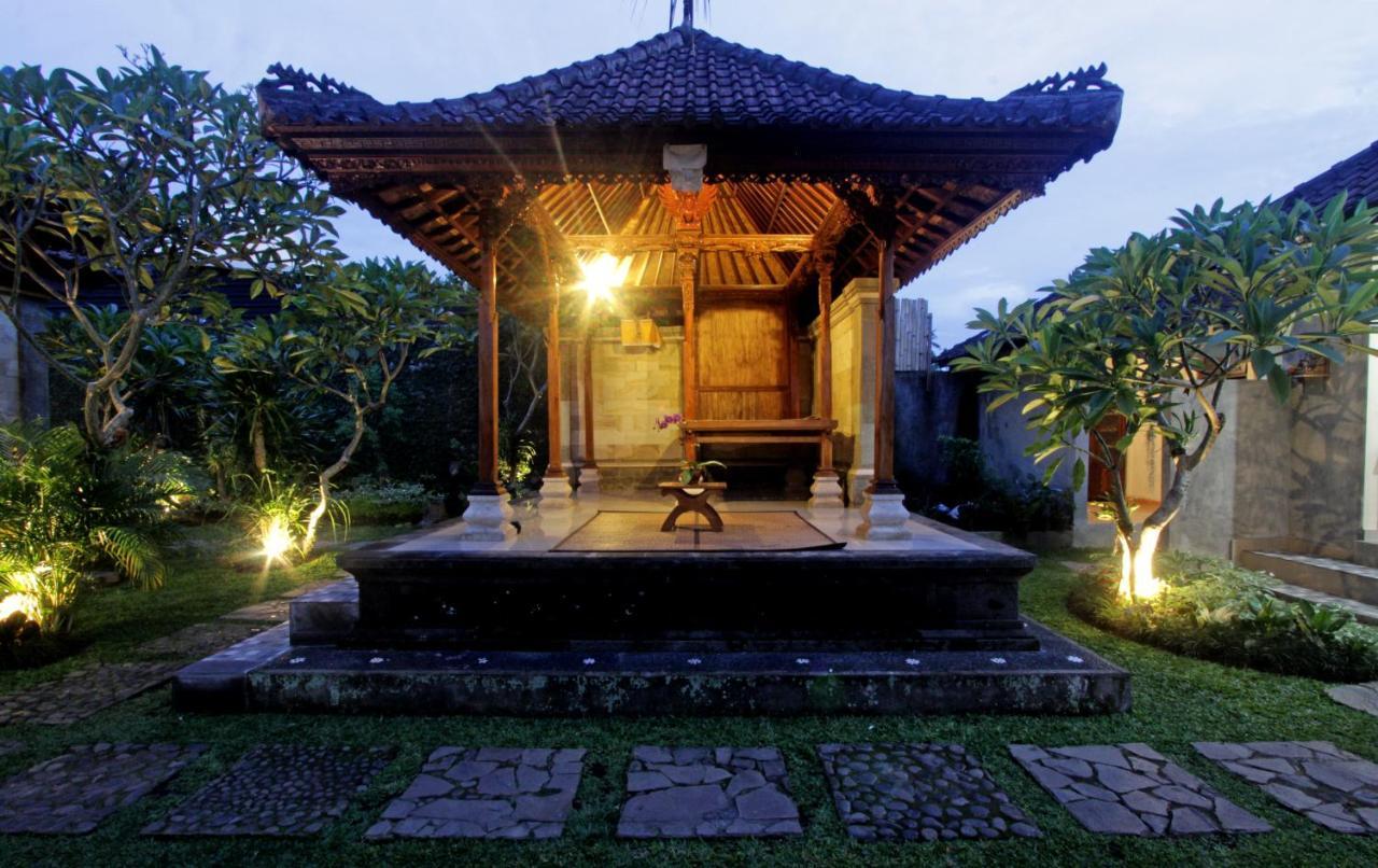 Sari House Ubud - Balinese Style Homestay Extérieur photo