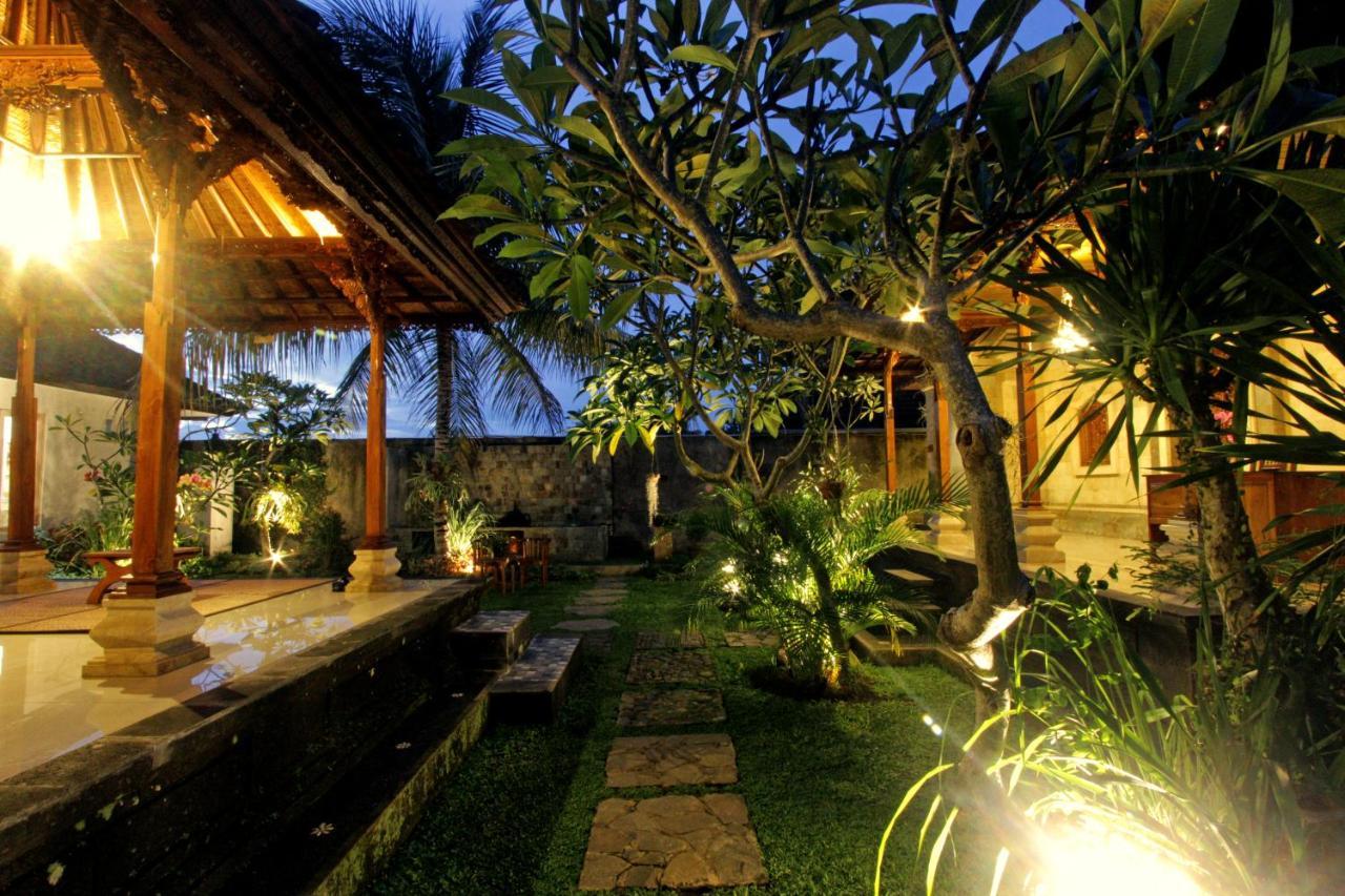 Sari House Ubud - Balinese Style Homestay Extérieur photo