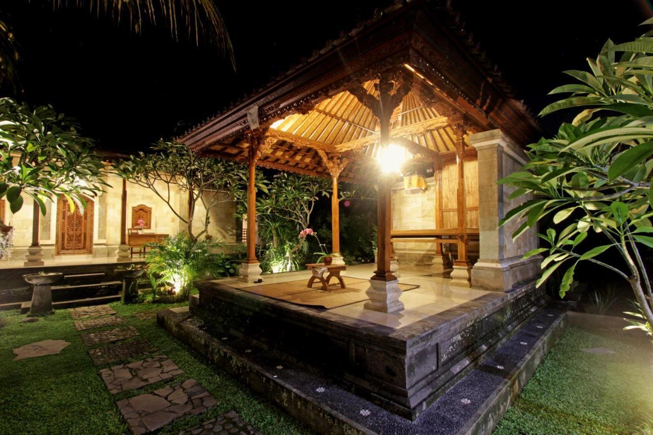 Sari House Ubud - Balinese Style Homestay Extérieur photo